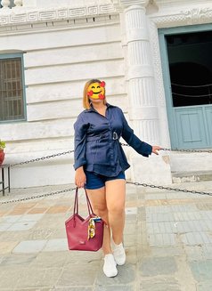 Supriya Grng - puta in Kathmandu Photo 1 of 2