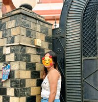 Supriya Gurung - puta in Kathmandu