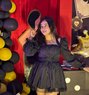 Supriya - puta in Hyderabad Photo 1 of 2