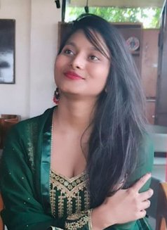 Supriya - escort in Mumbai Photo 1 of 4