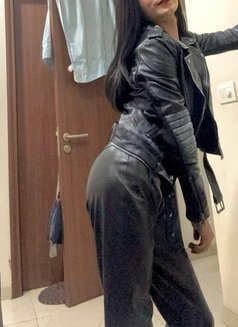 Supriya Rai independent ladyboy mumbai - Transsexual escort in Mumbai Photo 5 of 5