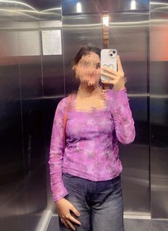 SUPRIYA ( cam show & Real Meet) ) - puta in Chennai Photo 2 of 3