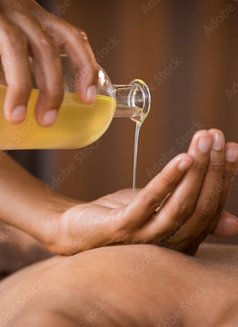 Supun Rangana - Male escort in Colombo Photo 6 of 7
