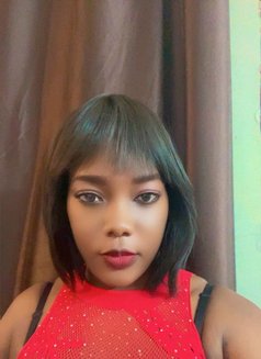 Sura - escort in Gurgaon Photo 3 of 7