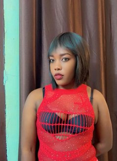 Sura - escort in Gurgaon Photo 4 of 7