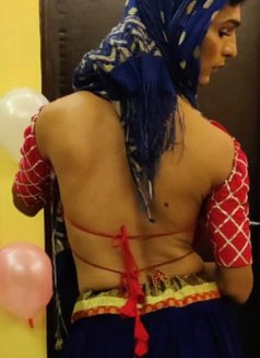 Suraiya - Transsexual escort in Gurgaon Photo 3 of 8