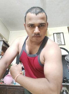 Suraj - Acompañantes masculino in Mumbai Photo 2 of 4