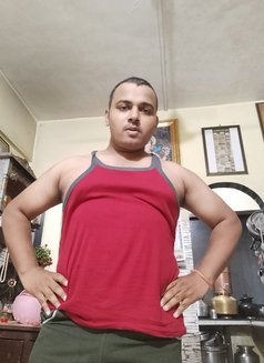 Suraj - Acompañantes masculino in Mumbai Photo 3 of 4