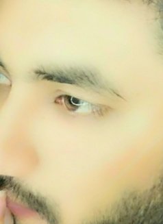 SURAJ - Acompañantes masculino in Mumbai Photo 5 of 5