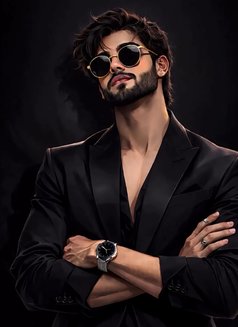 SURAJ - Male escort in Mumbai Photo 4 of 5