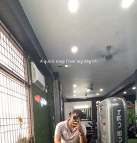 Suraj - Male companion in New Delhi