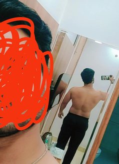 Suraj - Male escort in New Delhi Photo 8 of 8