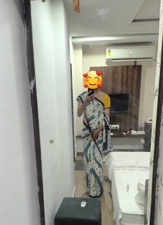 Surajauntylover - Intérprete masculino de adultos in Pune Photo 4 of 4