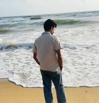 Suranga - masseur in Colombo