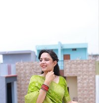 Surat Best Vip High Profile Call Girl - escort in Surat