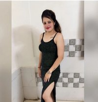 Surat Call Girl and Escort Service - puta in Surat