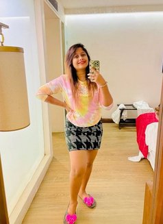 Surat Escorts Service - puta in Surat Photo 3 of 6