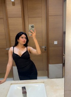 Surbhi - escort in Bangkok Photo 1 of 1