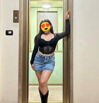 Hand cash service available - escort in Kathmandu