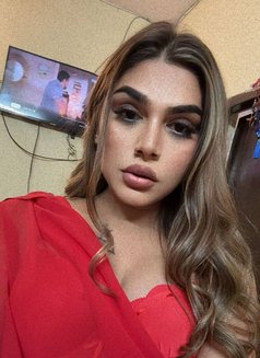 Surbhi - Transsexual escort in Chandigarh Photo 29 of 30