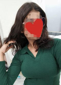 Surbhi (Meet & $ex Chat and Cam $how) - escort in Hyderabad Photo 4 of 4