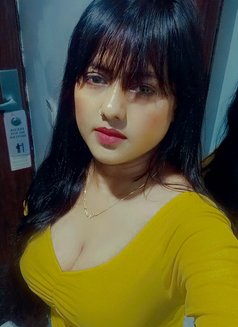 Surbhi (Meet & $Ex Chat and Cam $How) - escort in Hyderabad Photo 1 of 1