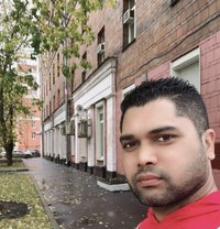 Suresh - Male escort in Dubai