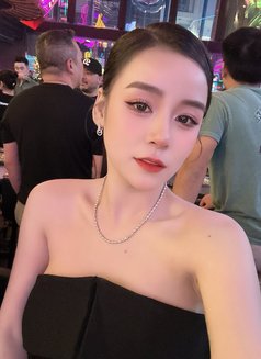 Suri - Agencia de putas in Ho Chi Minh City Photo 1 of 12