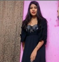 ꧁❣️Survi( webcam & meet♧)❣️꧂7 - puta in Hyderabad