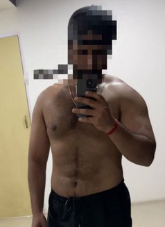 Suryaa - Acompañantes masculino in Bangalore Photo 3 of 4