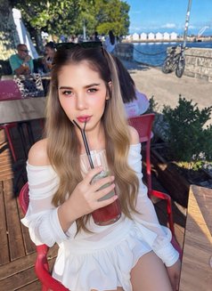 Susan - escort in Bangkok Photo 7 of 7