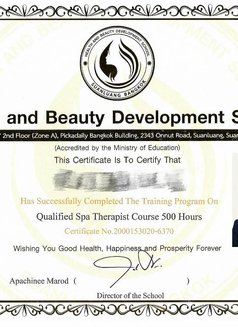 Susan fun vvip massage - Transsexual escort in Abu Dhabi Photo 9 of 9