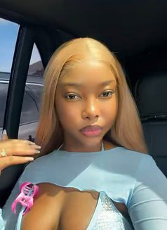 Susan - escort in Ajmān Photo 1 of 4