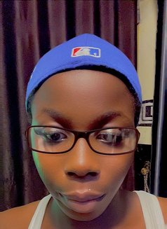 Susan - escort in Riyadh Photo 2 of 2