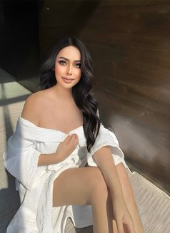 Susan thailand - masseuse in Abu Dhabi Photo 11 of 12
