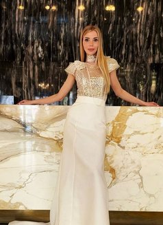 Susanna - puta in Hong Kong Photo 5 of 9