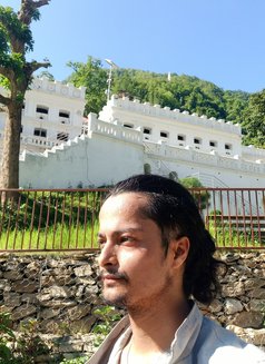 Sushan Nyaupane - Acompañantes masculino in Kathmandu Photo 5 of 5