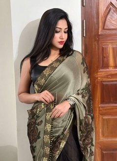 ꧁♧🦋༻ Sushila a Sexy and Beautiful ༻♧☆꧂ - puta in Surat Photo 1 of 1