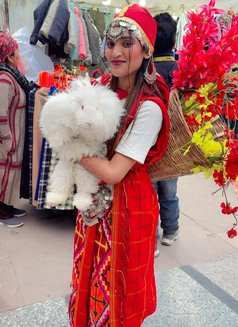 Sushma - escort in Pune Photo 9 of 11