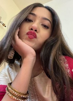 Sushma Indipendent Cam Show and Realmeet - escort in Kolkata Photo 3 of 4