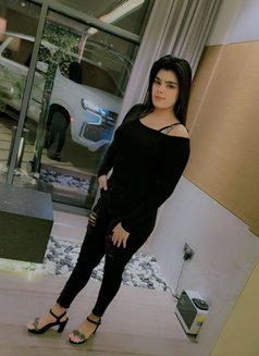 Sushmita - puta in Dubai Photo 1 of 2