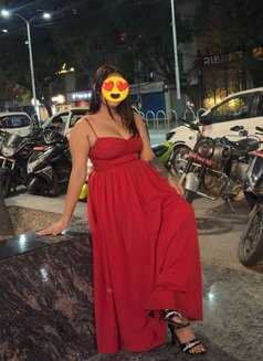 Available for hand cash service - puta in Kathmandu Photo 1 of 2