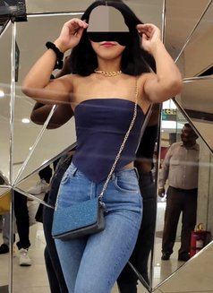 Sushmita Tiwari - escort in Mumbai Photo 2 of 4