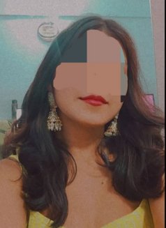Sushmita Tiwari - escort in Mumbai Photo 4 of 4