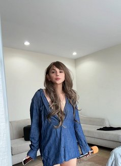 Susie - Male escort agency in Jeddah Photo 1 of 8