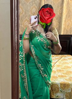 IS THERE ANYONE WHO CAN OPEN THIS DOOR? - escort in New Delhi Photo 1 of 11