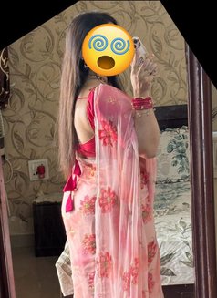 IS THERE ANYONE WHO CAN OPEN THIS DOOR? - escort in New Delhi Photo 8 of 11
