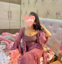 Susu Independent Girl - escort in Surat