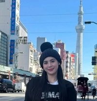 Adriana - puta in Osaka