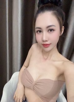 Susu - puta in Colombo Photo 2 of 5